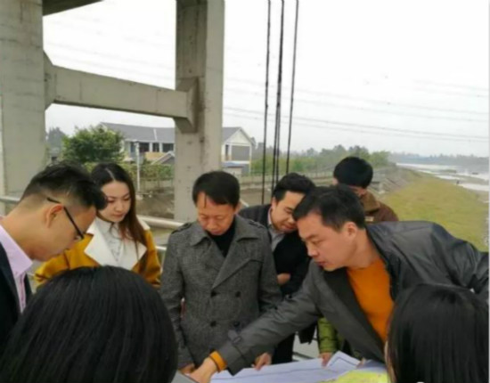 1512029608768805.jpg 微信图片_20171130154336_meitu_3.jpg