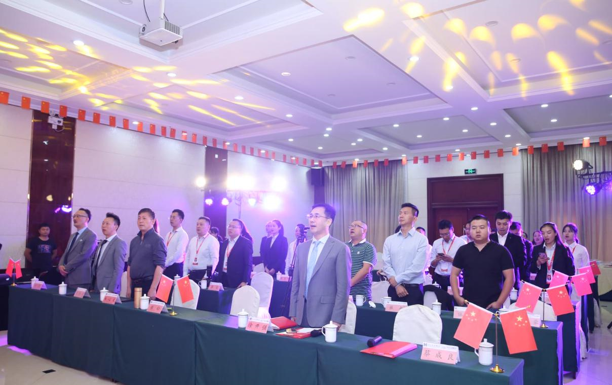 没有共产党就没有新中国